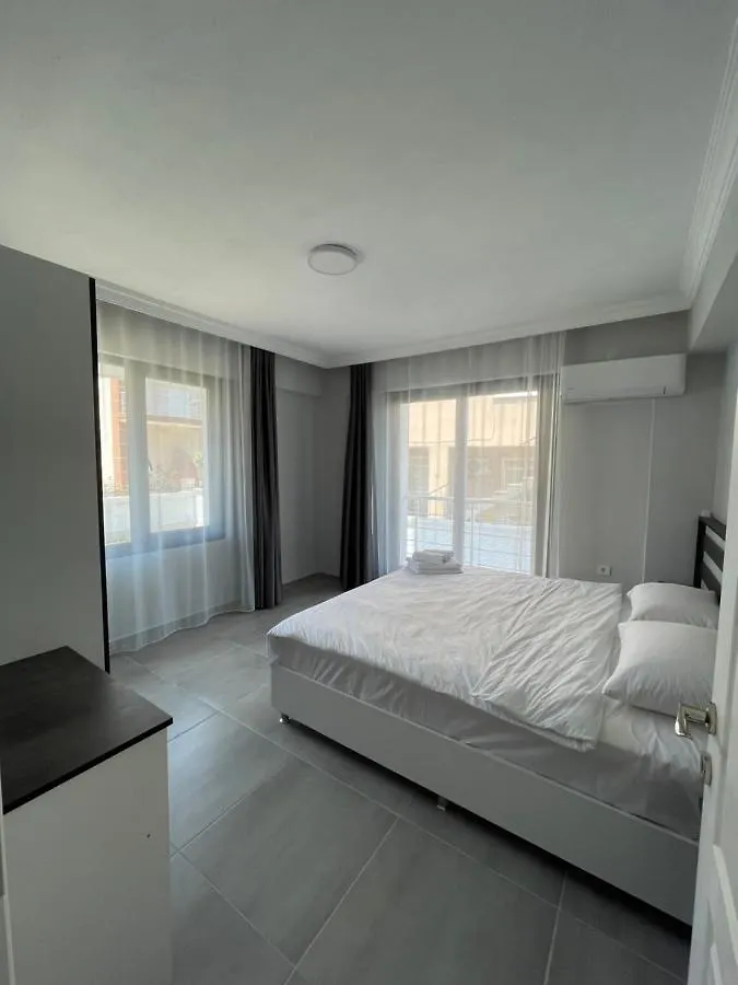Daire Veskar Apart Otel Foça